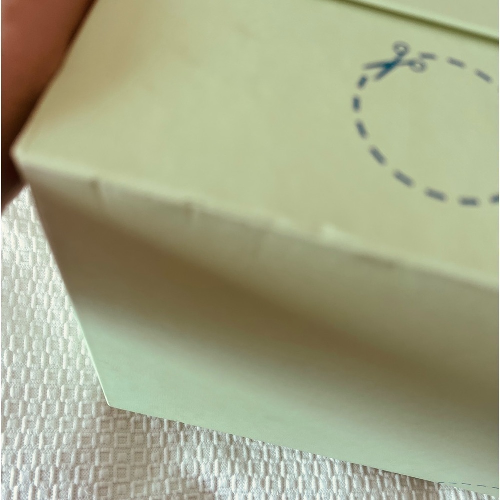 Off White Shoe Box - Picture 9 of 14